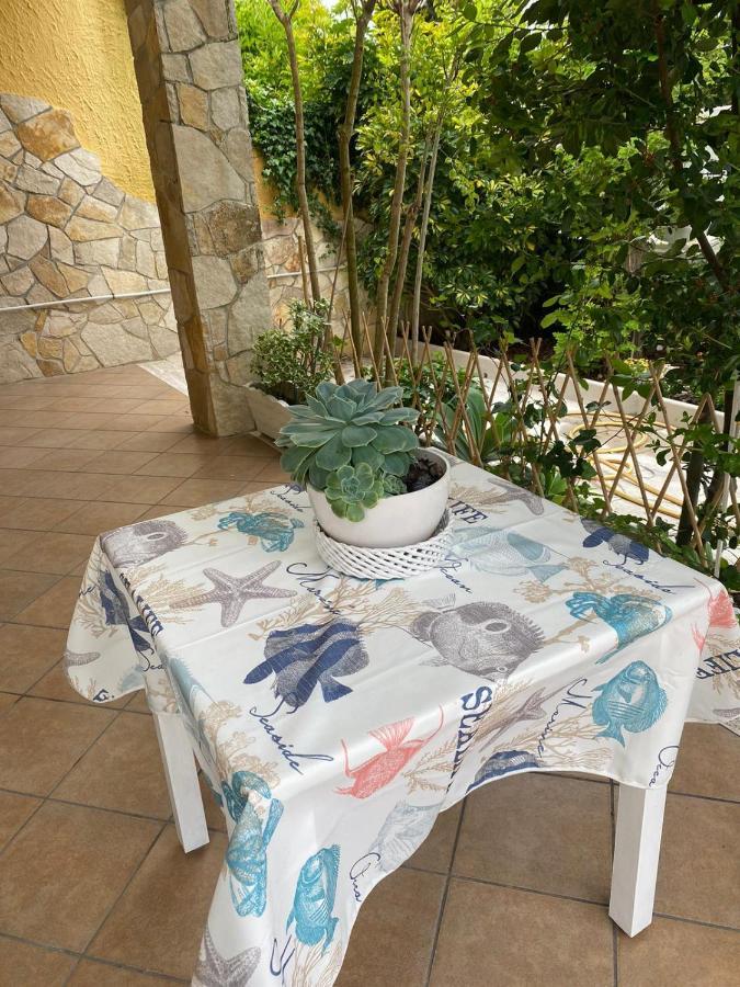 Villa Rita A 200M Dal Mare I Bacini ภายนอก รูปภาพ